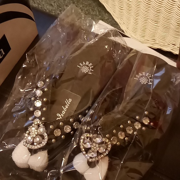 Heart Rhinestone Sandals - Picture 2 of 4